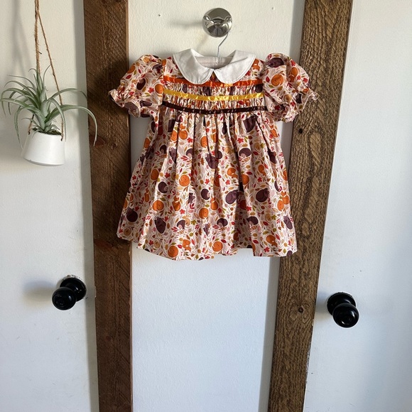Boutique Hand Smocked Fall Leaves & Animals Handmade Baby Girl Dress 12-18 M - Picture 2 of 11